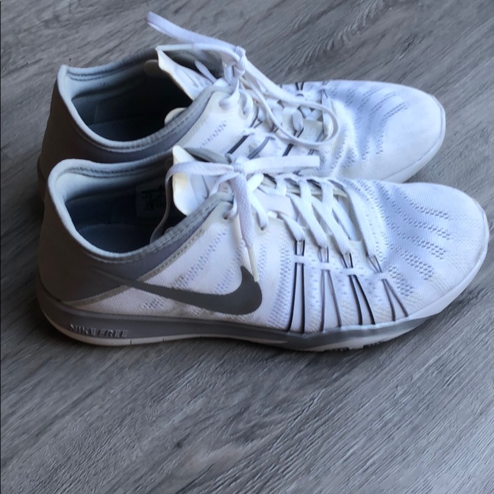 Nike Free TR6 - Picture 4 of 7